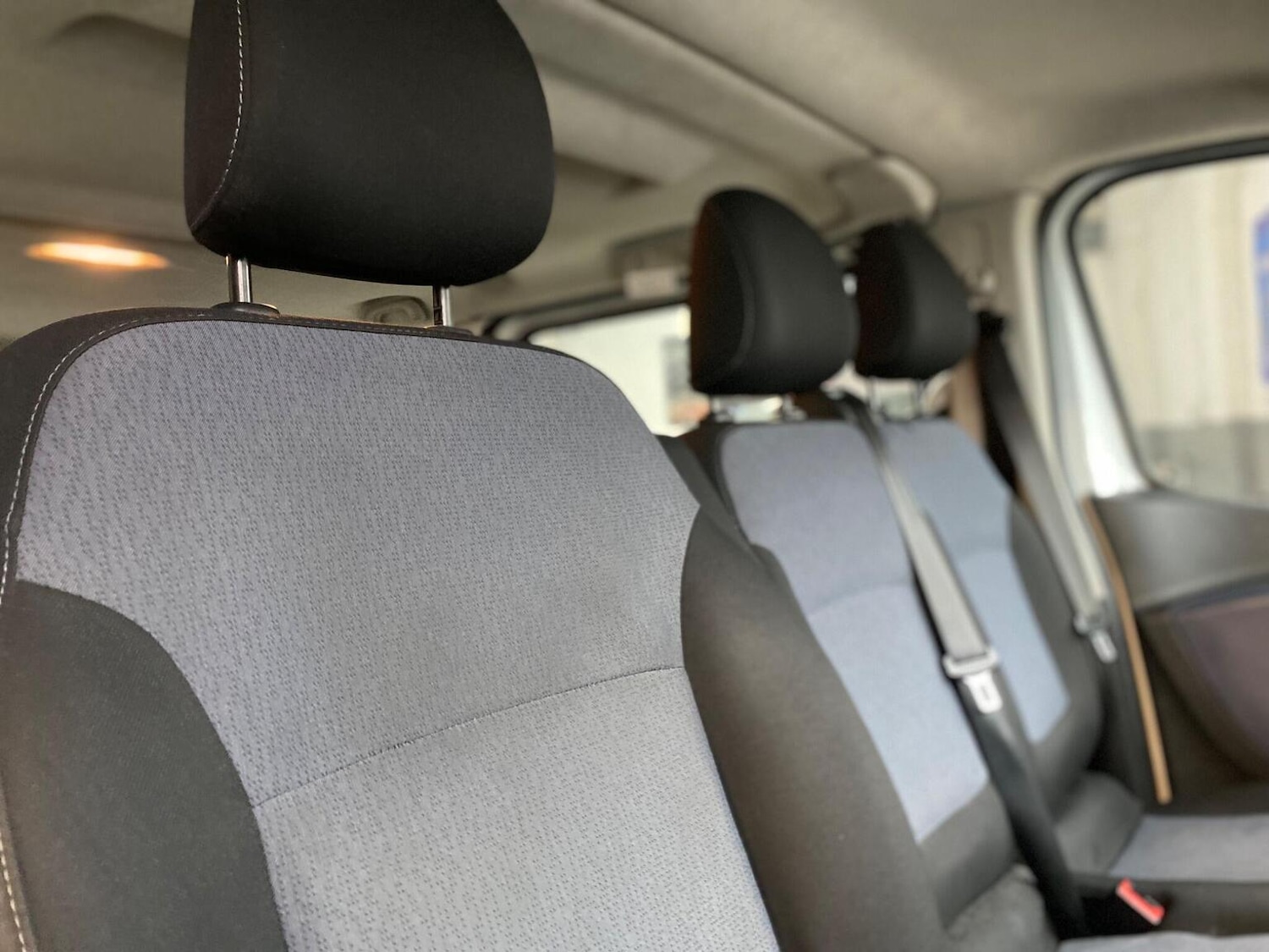 Used Vauxhall Vivaro 2016 for sale - 77303564: Photo 8