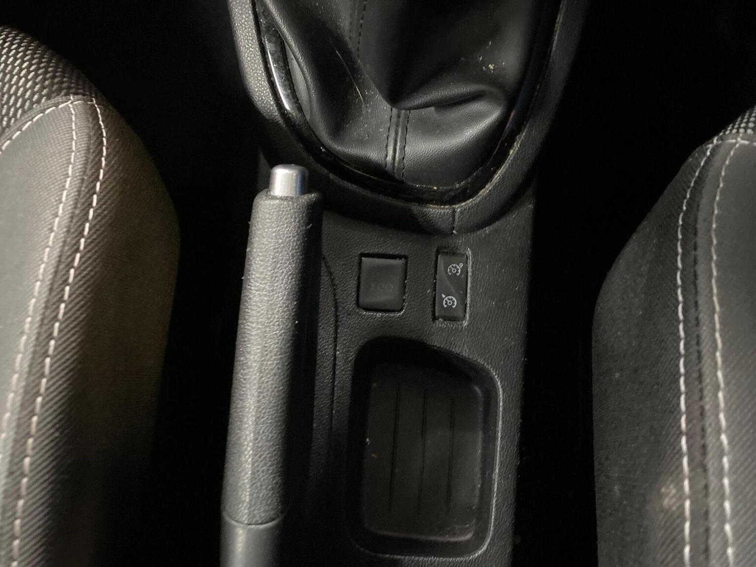 Used Renault Clio 2017 for sale - 77906699: Photo 12