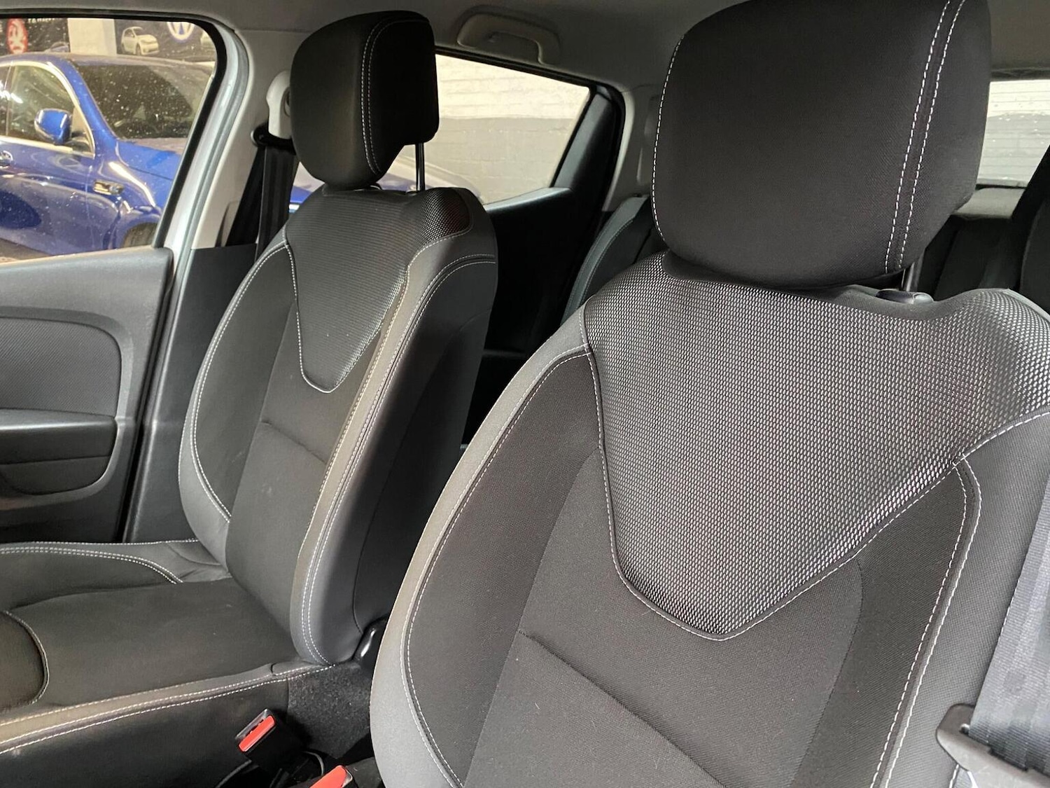 Used Renault Clio 2017 for sale - 77906699: Photo 25