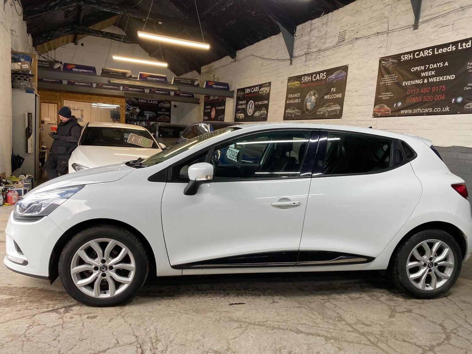 Used Renault Clio 2017 for sale - 77906699: Photo 8