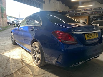 Used Mercedes-Benz C Class 2019 for sale - 78727282: Photo