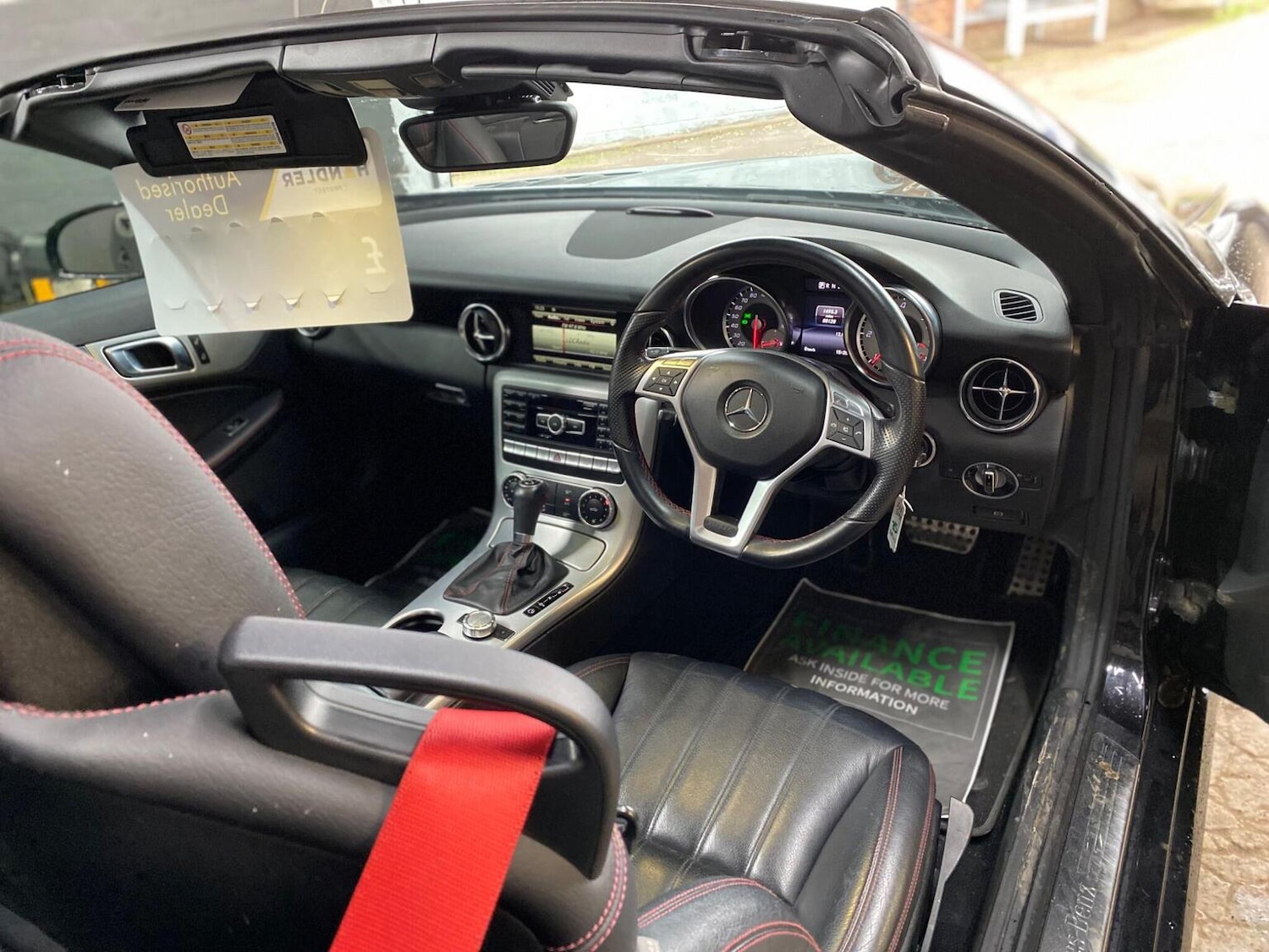 Used Mercedes-Benz SLK 2013 for sale - 77296837: Photo 14