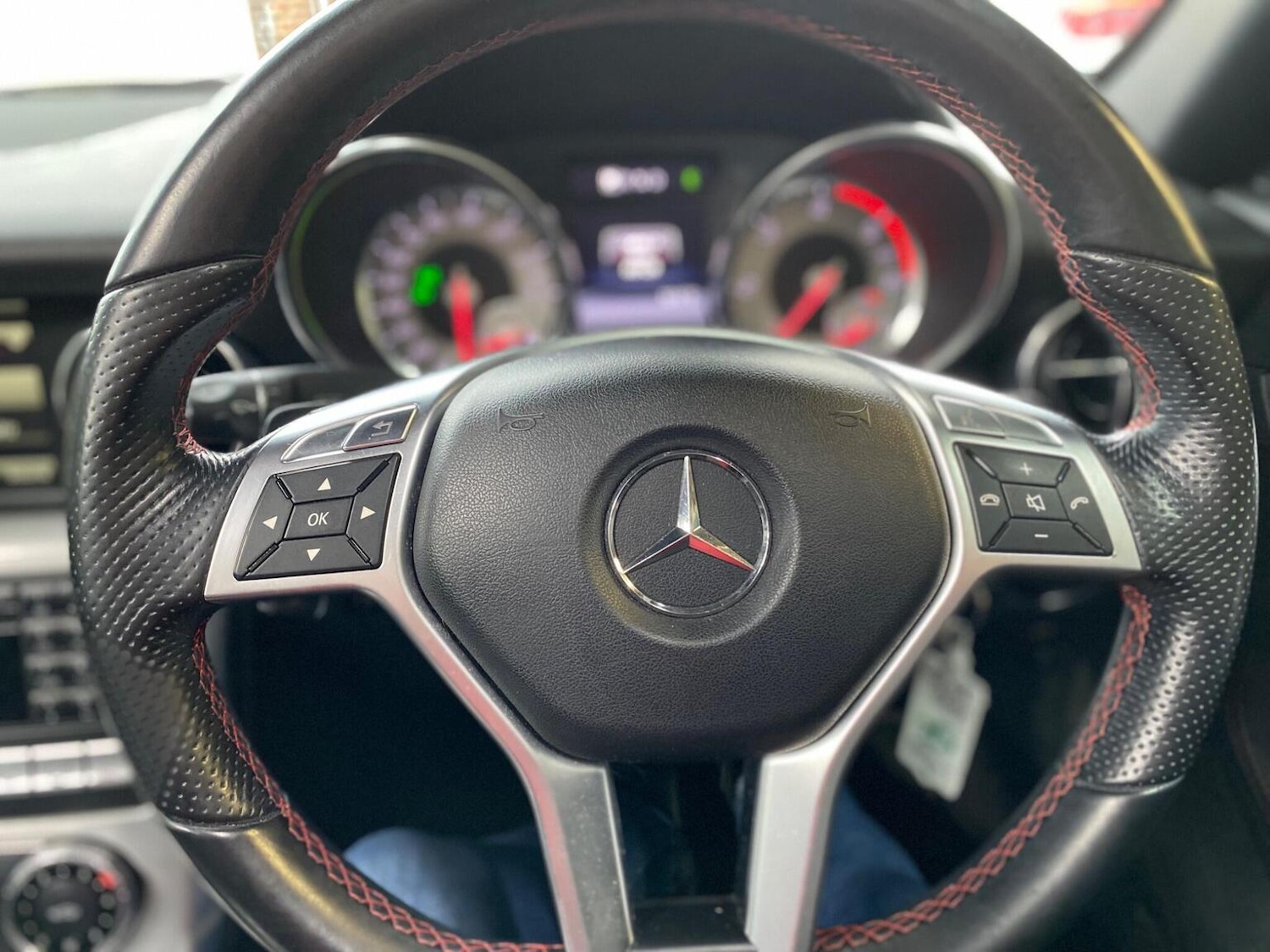 Used Mercedes-Benz SLK 2013 for sale - 77296837: Photo 27