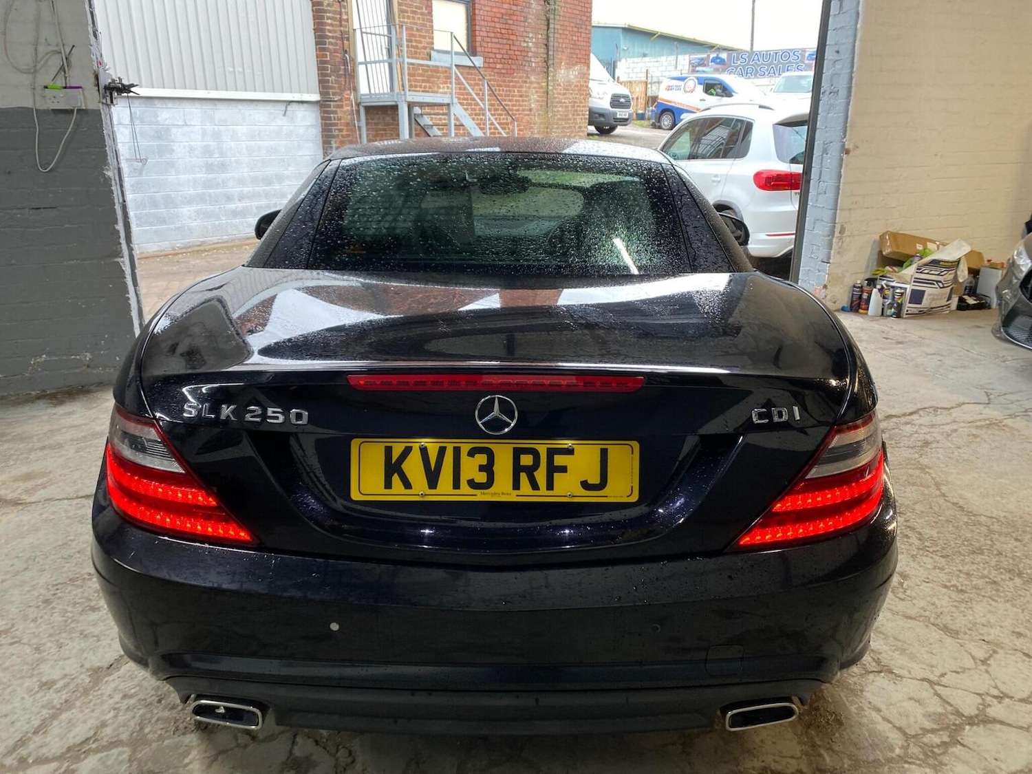 Used Mercedes-Benz SLK 2013 for sale - 77296837: Photo 9