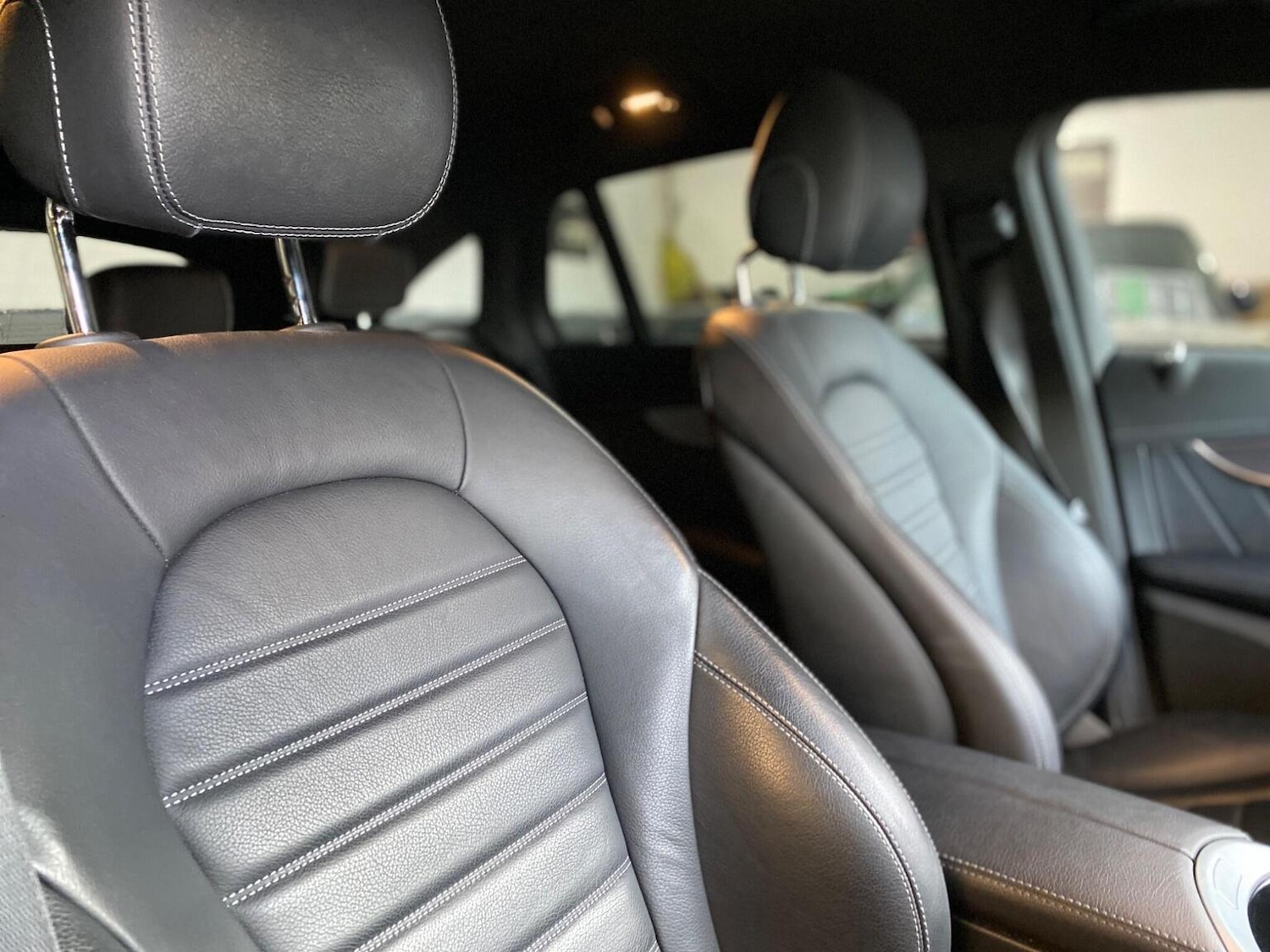 Used Mercedes-Benz EQC 2022 for sale - 77303640: Photo 15