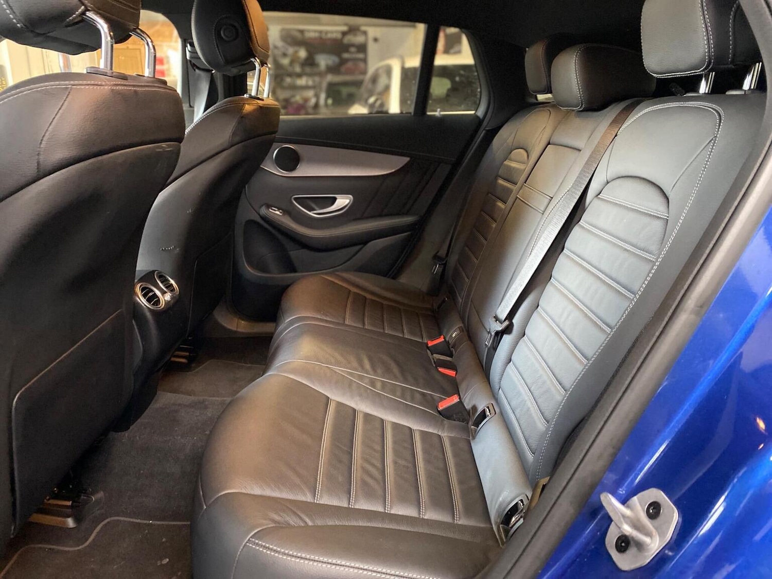 Used Mercedes-Benz EQC 2022 for sale - 77303640: Photo 17