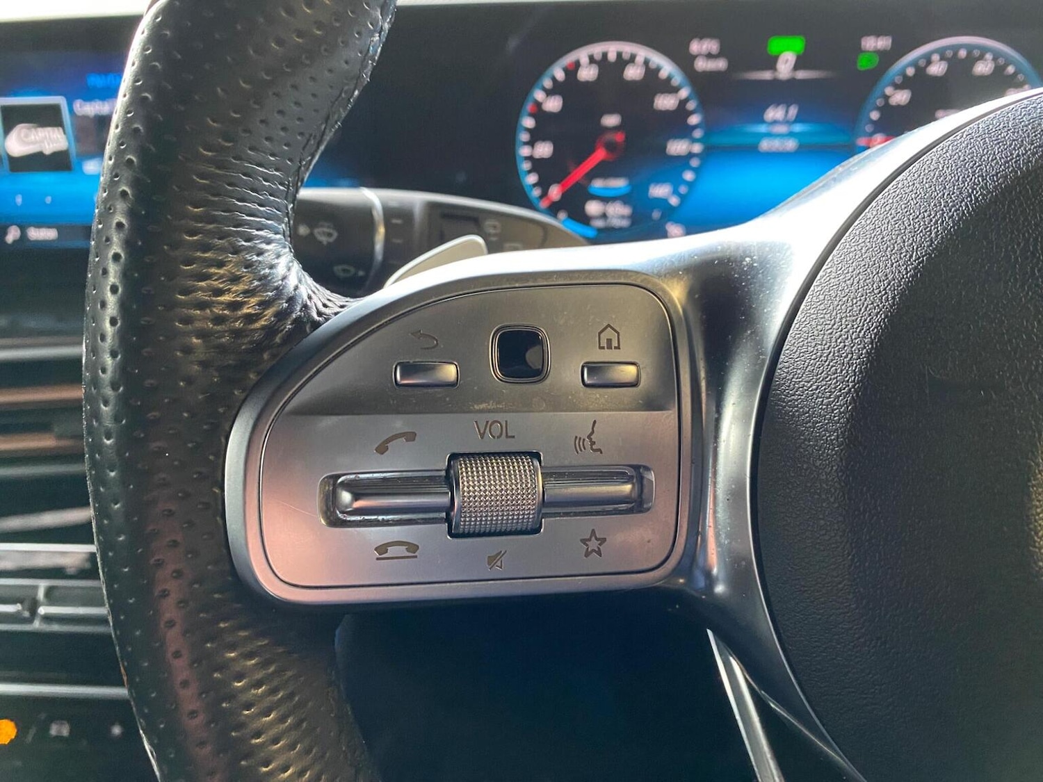 Used Mercedes-Benz EQC 2022 for sale - 77303640: Photo 21