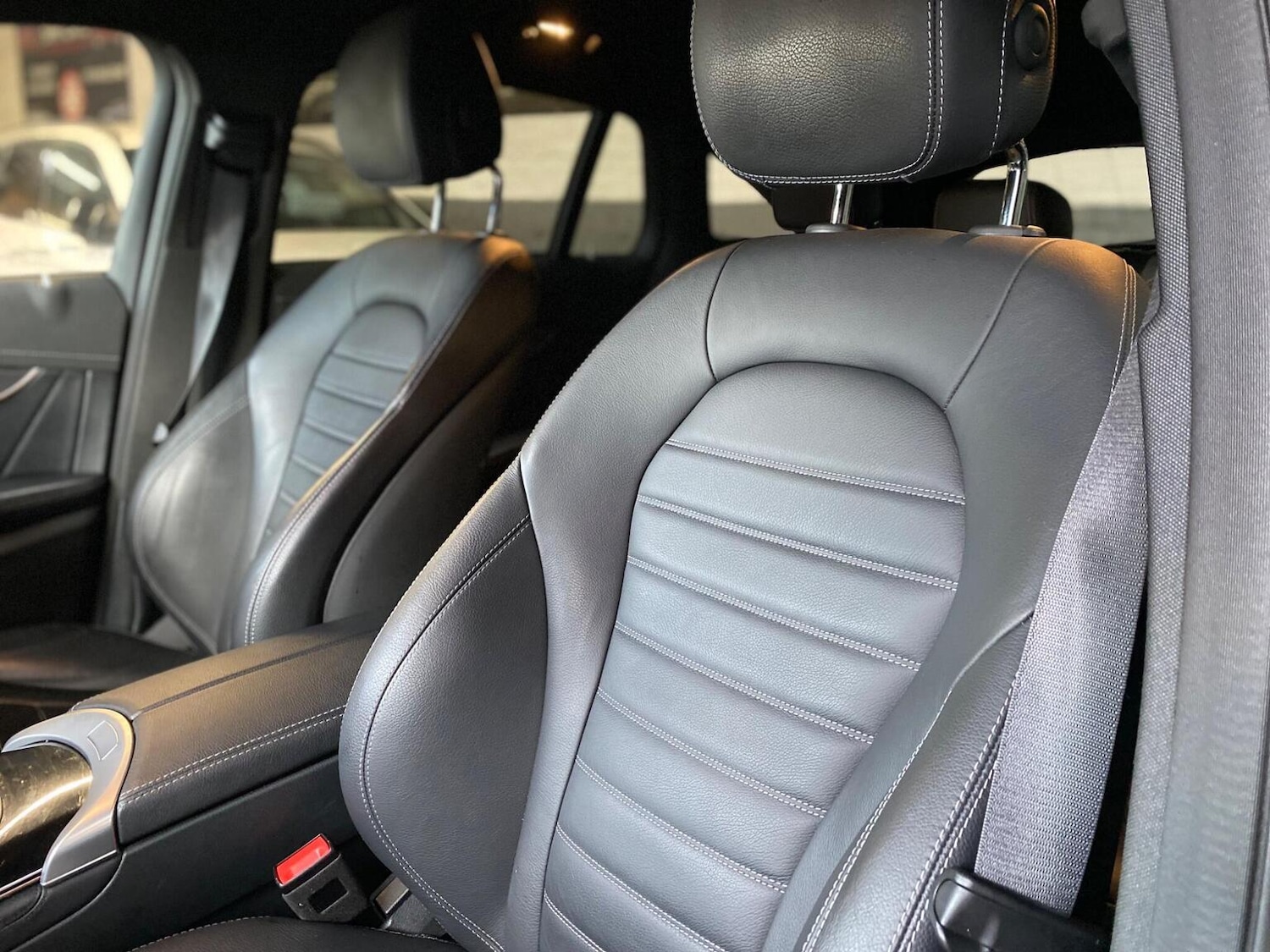 Used Mercedes-Benz EQC 2022 for sale - 77303640: Photo 40