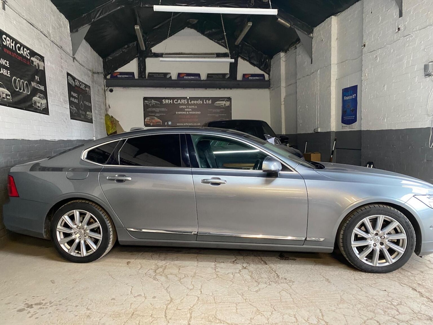 Used Volvo S90 2017 for sale - 77038978: Photo 4