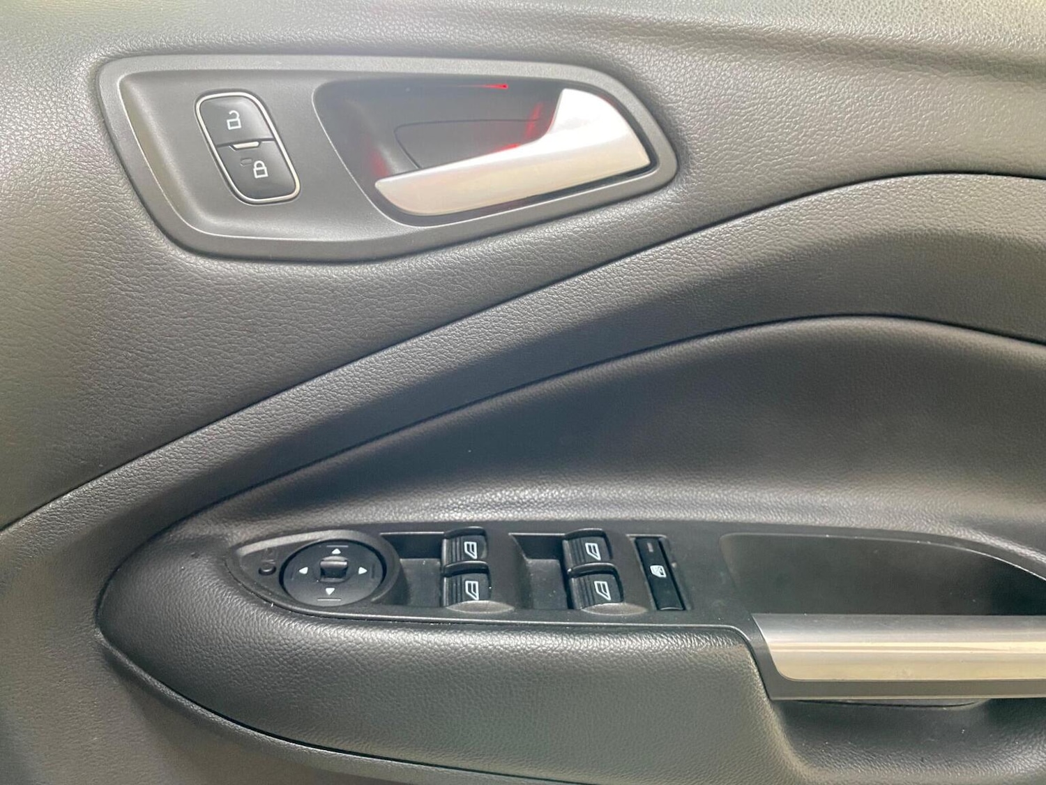 Used Ford Kuga 2017 for sale - 76011300: Photo 26