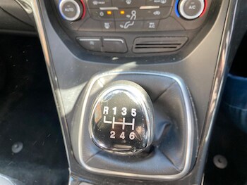 Used Ford Kuga 2019 for sale - 78402637: Photo