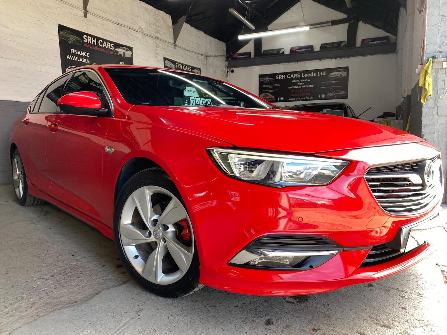 Used Vauxhall Insignia 2017 for sale - 76198260: Photo 1