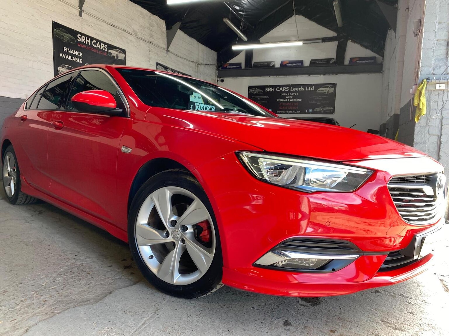 Used Vauxhall Insignia 2017 for sale - 76198260: Photo 3