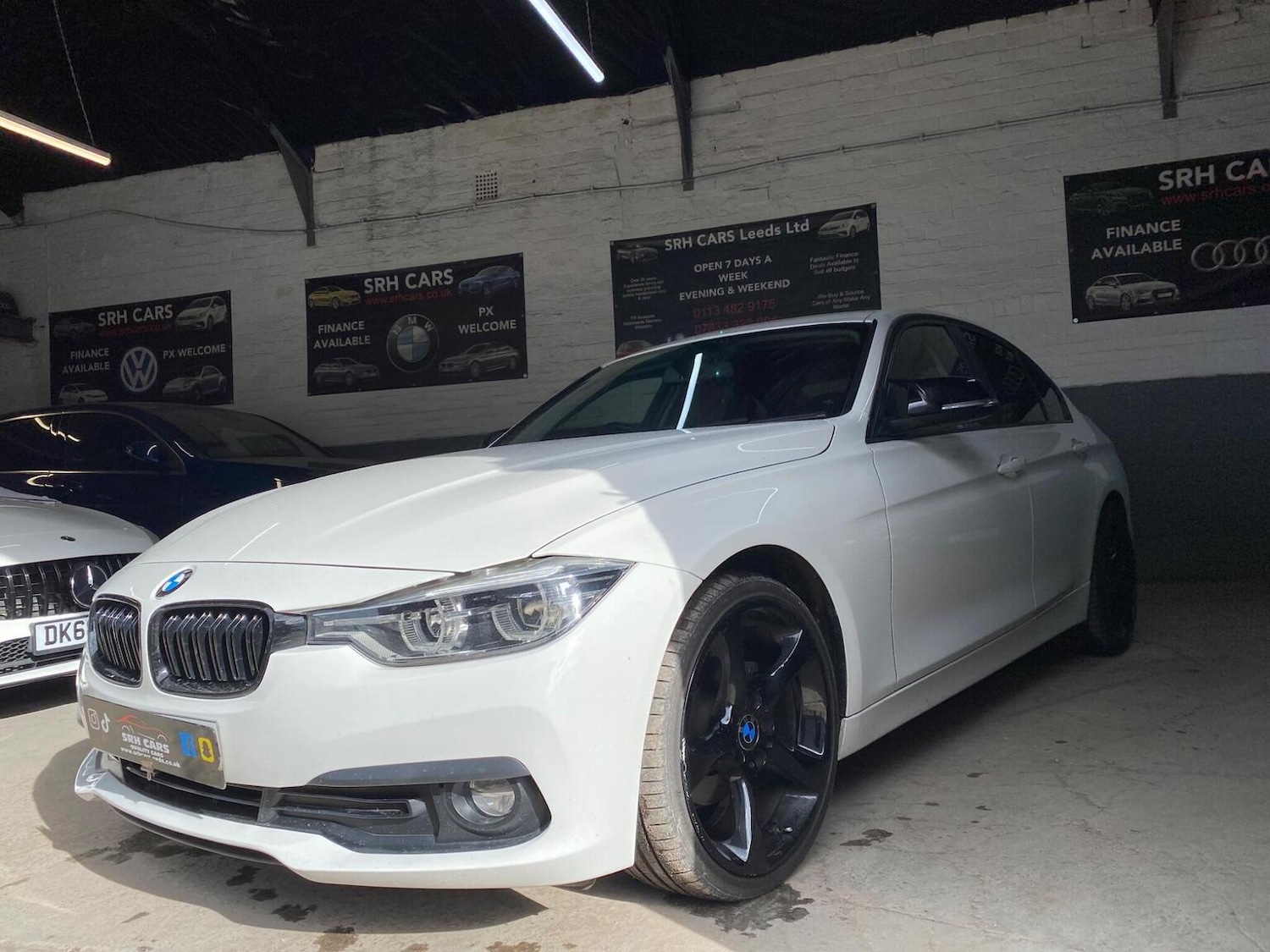 Used BMW 3 Series 2017 for sale - 77880930: Photo 3