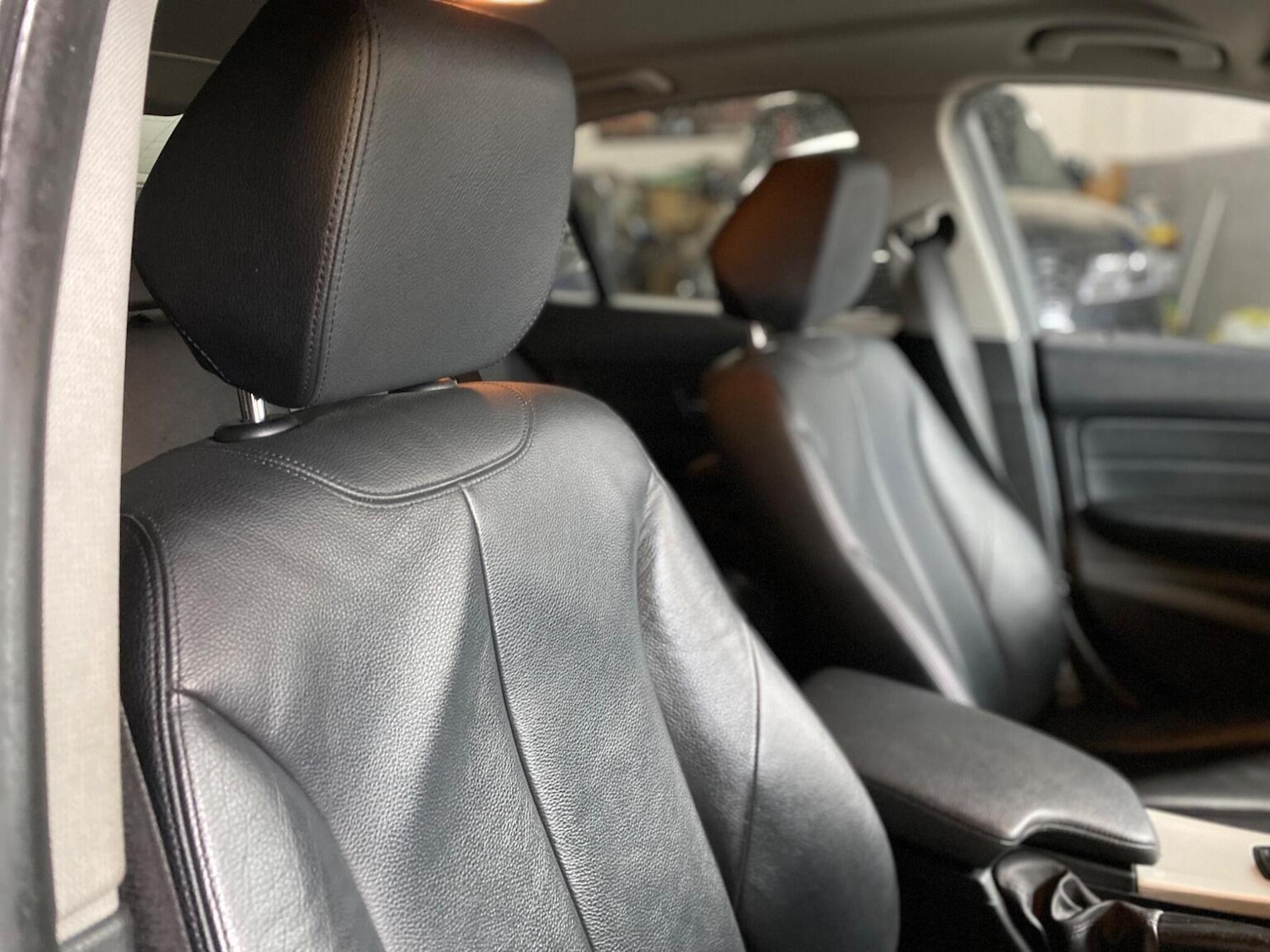 Used BMW 3 Series 2017 for sale - 77880930: Photo 8