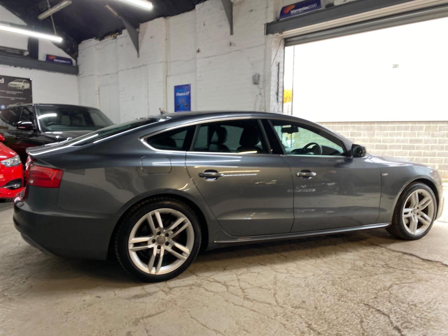 Used Audi A5 2014 for sale - 76376869: Photo 5