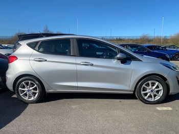 Used Ford Fiesta 2018 for sale - 77921424: Photo