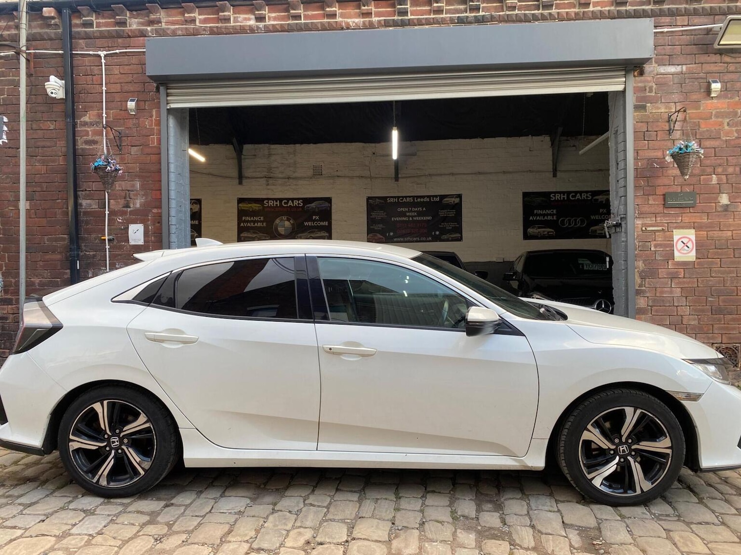 Used Honda Civic 2019 for sale - 77464636: Photo 2