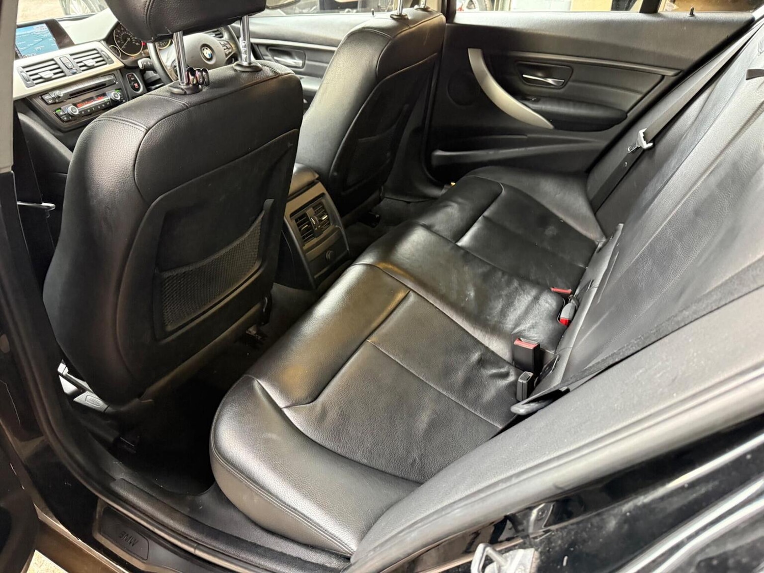 Used BMW 3 Series 2014 for sale - 76712739: Photo 13