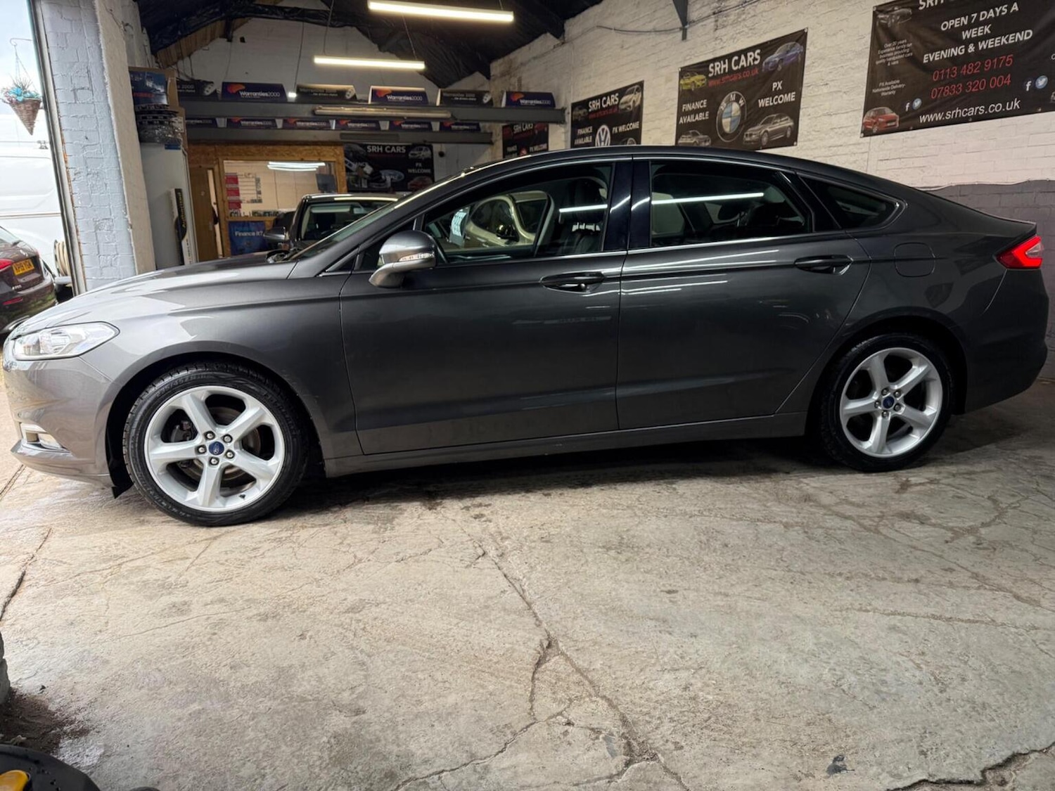 Used Ford Mondeo 2018 for sale - 76974402: Photo 17