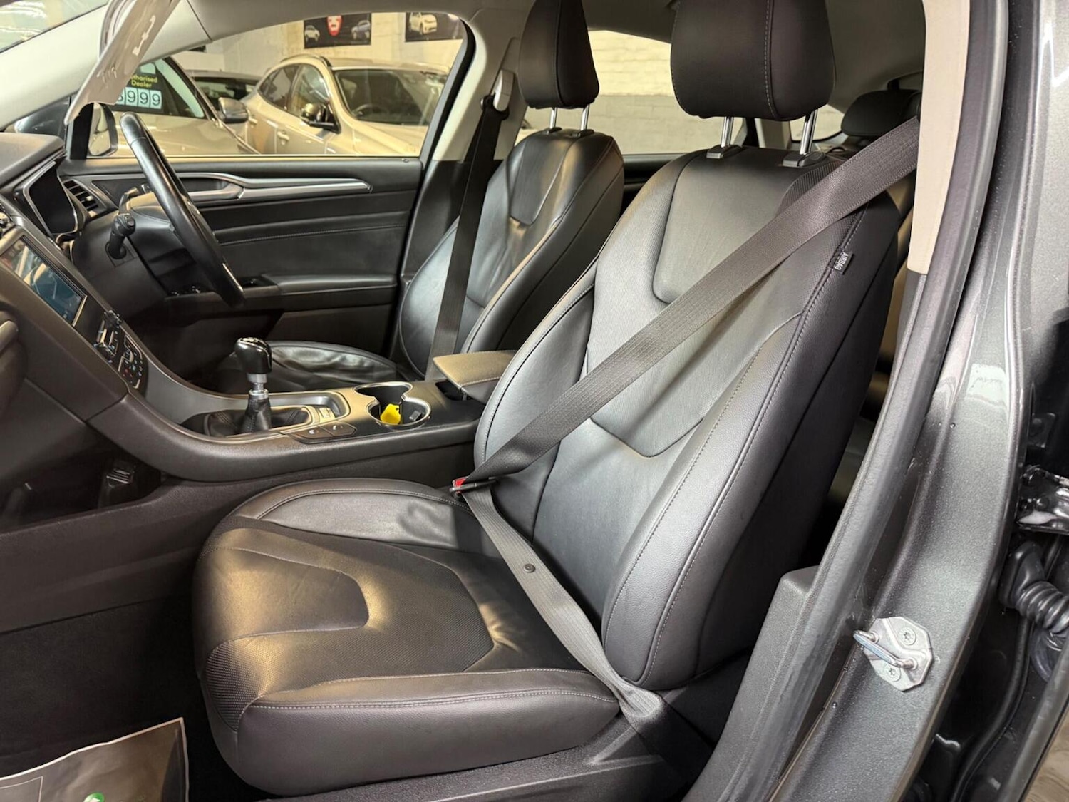 Used Ford Mondeo 2018 for sale - 76974402: Photo 42