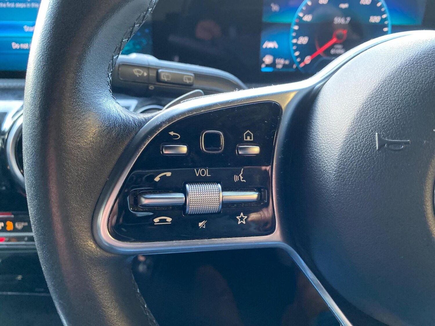 Used Mercedes-Benz A-Class 2018 for sale - 77735819: Photo 26