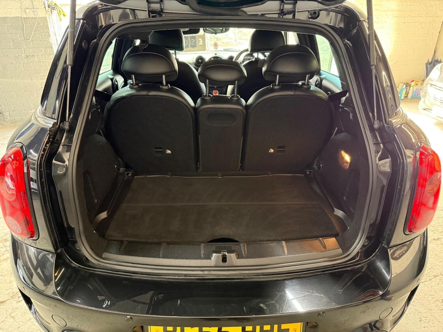 Vehicle 29