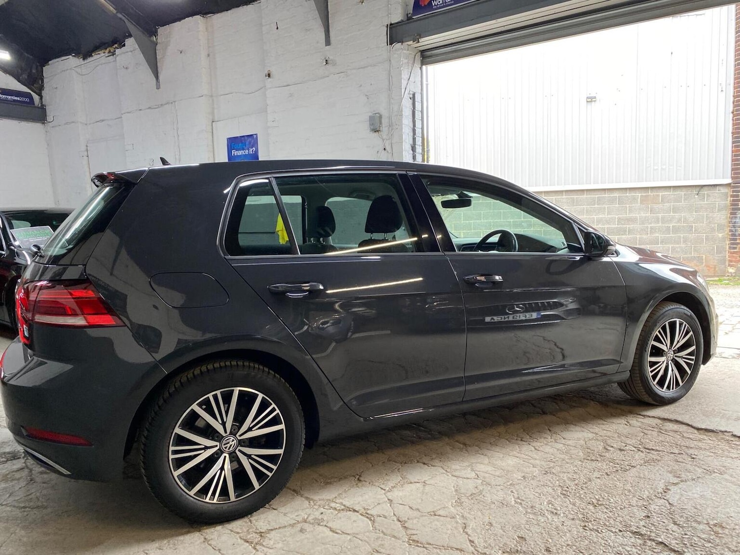 Used Volkswagen Golf 2018 for sale - 76237229: Photo 12