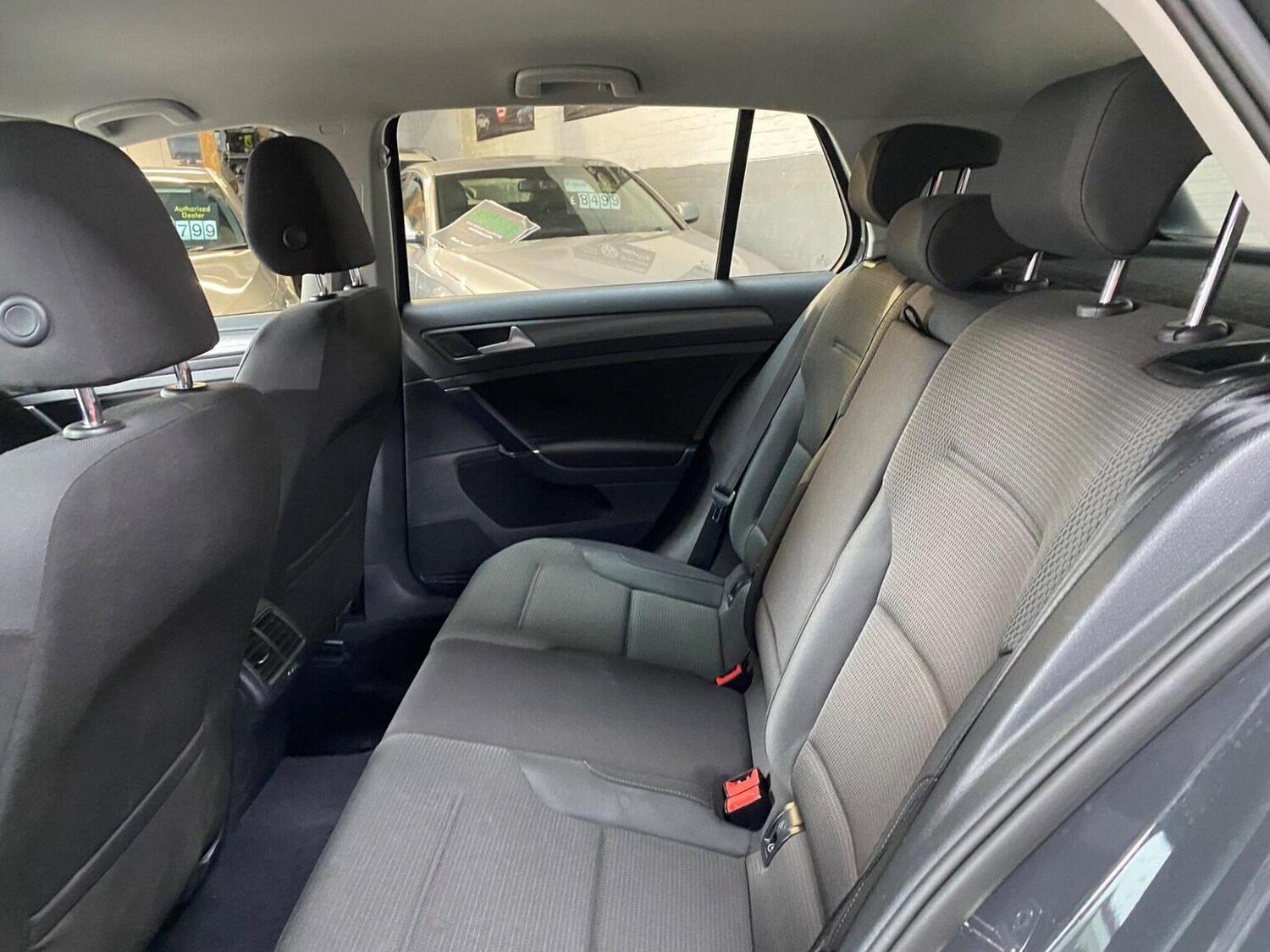 Used Volkswagen Golf 2018 for sale - 76237229: Photo 19