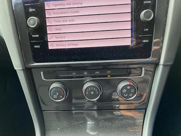 Used Volkswagen Golf 2018 for sale - 76237229: Photo 23