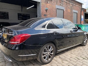 Used Mercedes-Benz C Class 2015 for sale - 79410697: Photo
