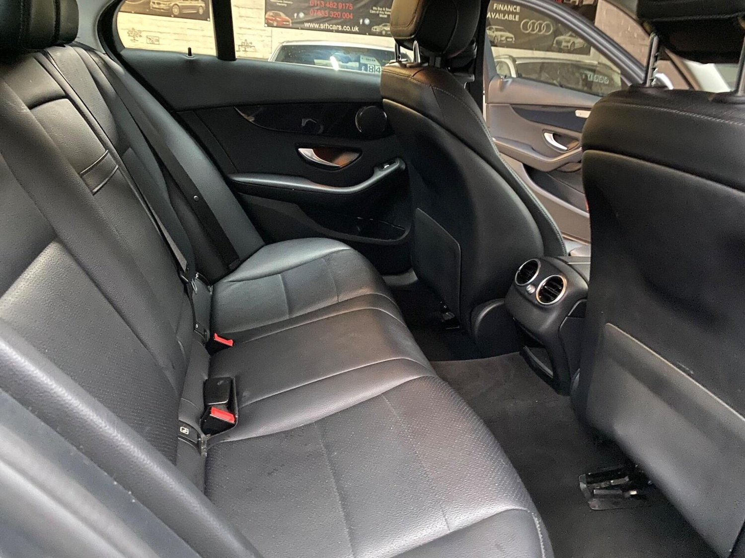 Used Mercedes-Benz C Class 2019 for sale - 76471267: Photo 5