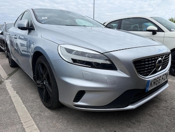 Used Volvo V40 2016 for sale - 78513669: Photo