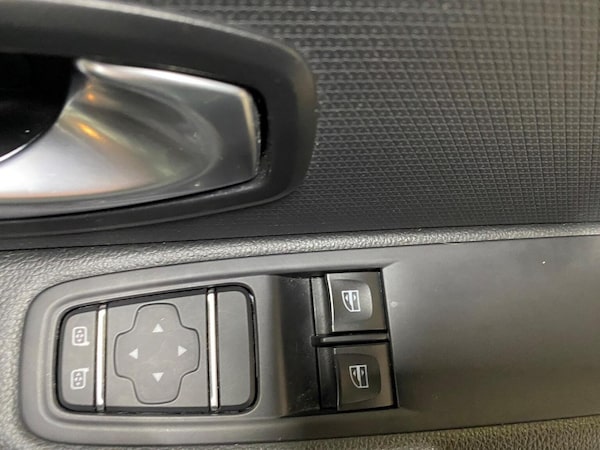 Used Renault Clio 2019 for sale - 76257633: Photo 16