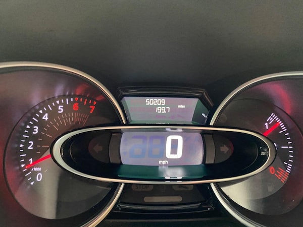 Used Renault Clio 2019 for sale - 76257633: Photo 27