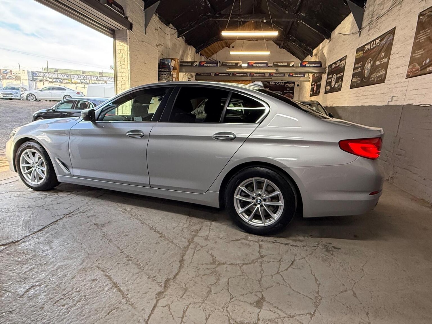 Used BMW 5 Series 2017 for sale - 76605785: Photo 17