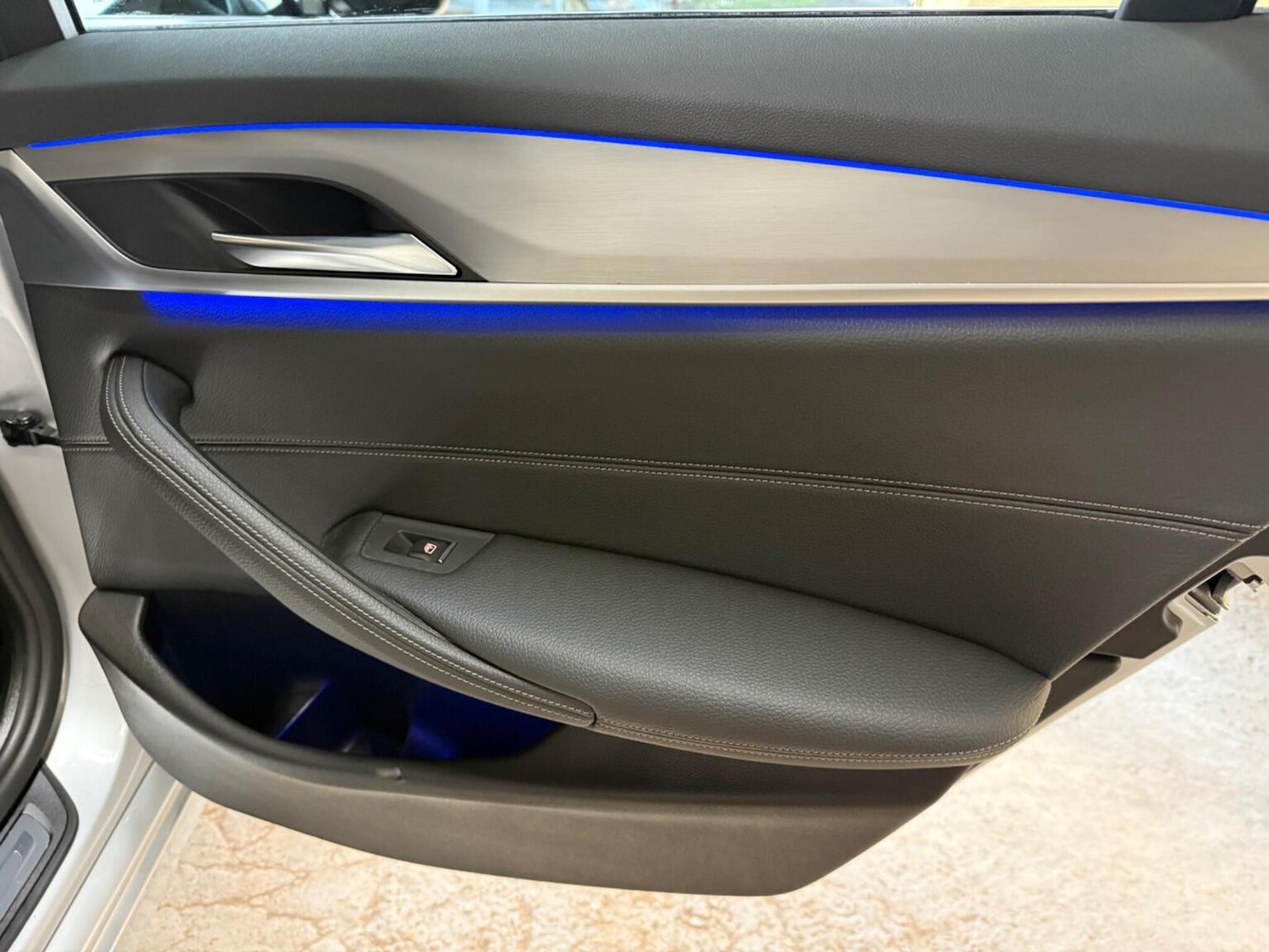 Used BMW 5 Series 2017 for sale - 76605785: Photo 44