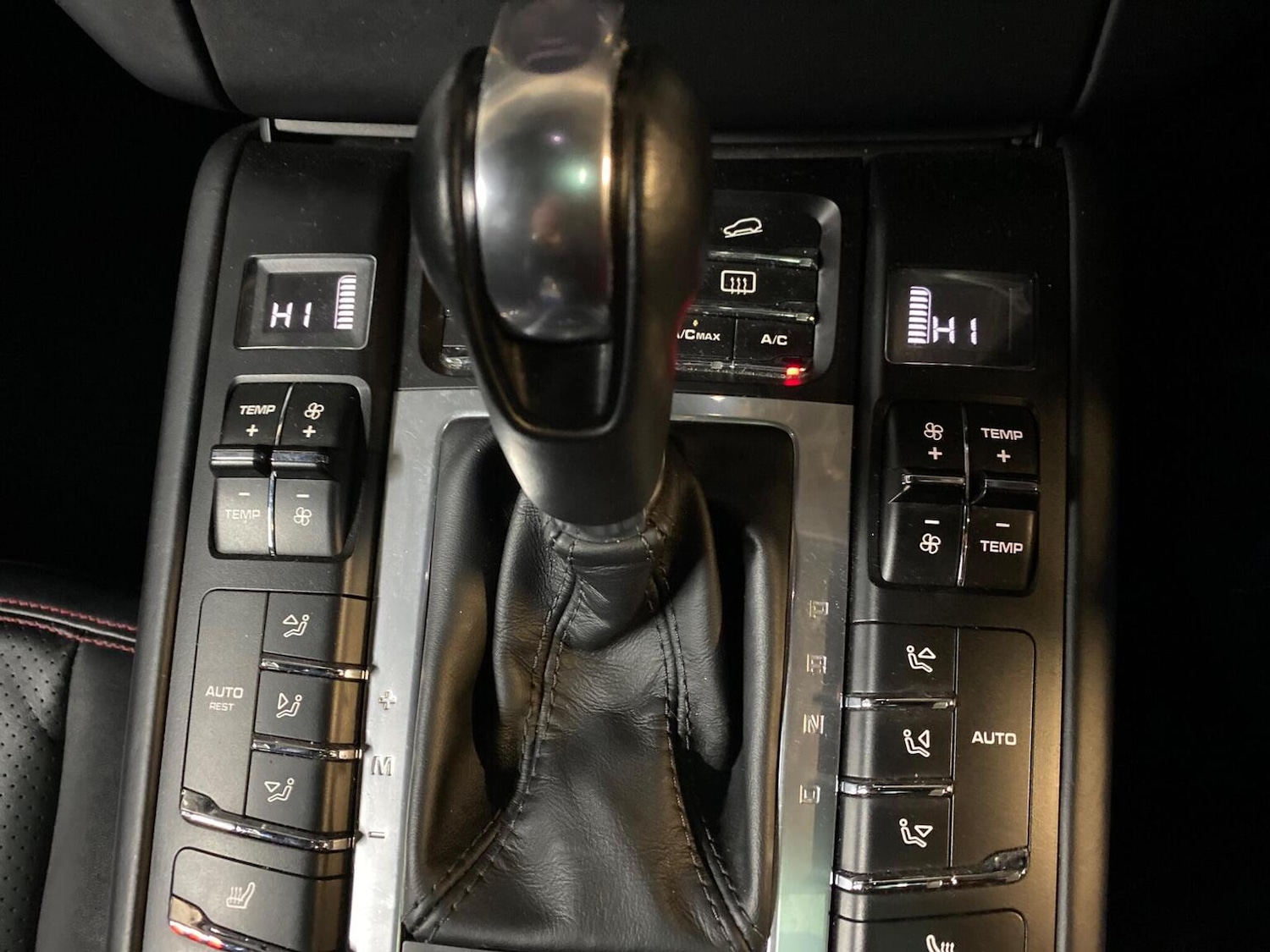 Used Porsche Macan 2017 for sale - 76974334: Photo 12