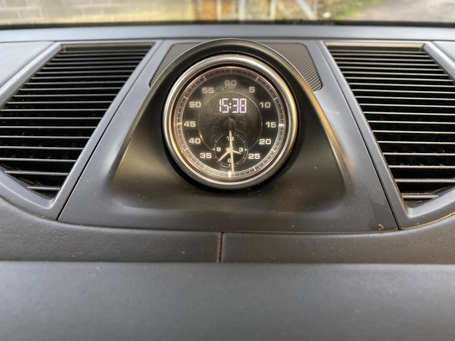 Used Porsche Macan 2017 for sale - 76974334: Photo 28