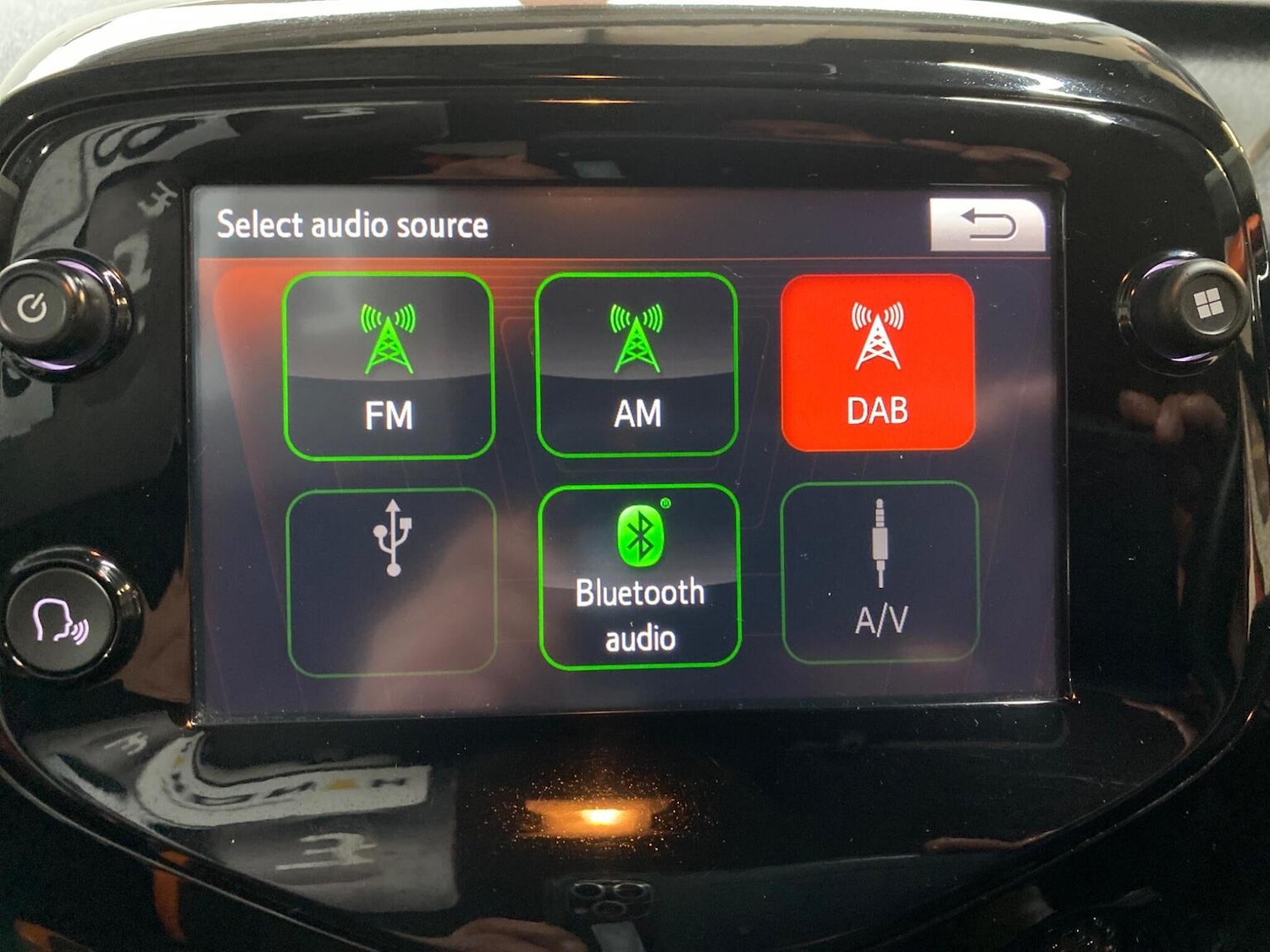 Used Toyota AYGO 2020 for sale - 77264377: Photo 32