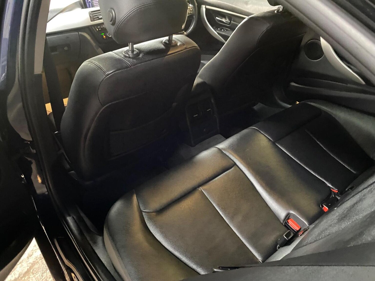 Used BMW 3 Series 2012 for sale - 76666079: Photo 31