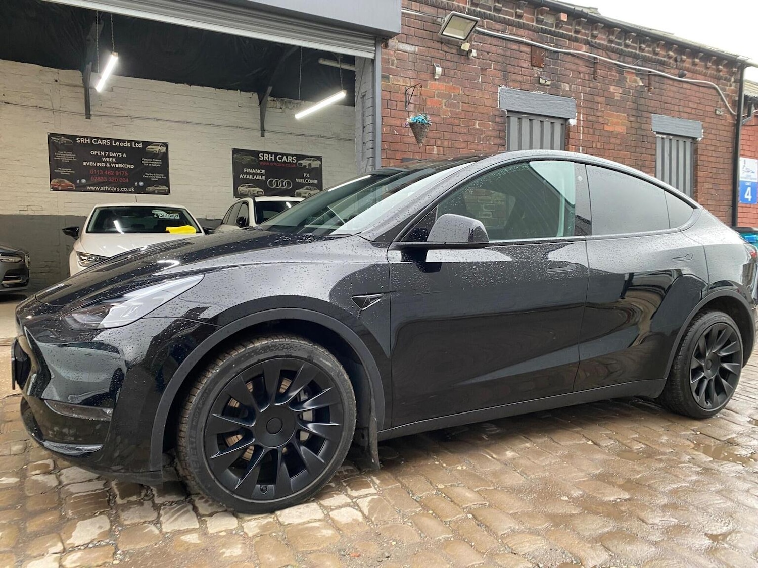 Used Tesla Model Y 2022 for sale - 78218027: Photo 2