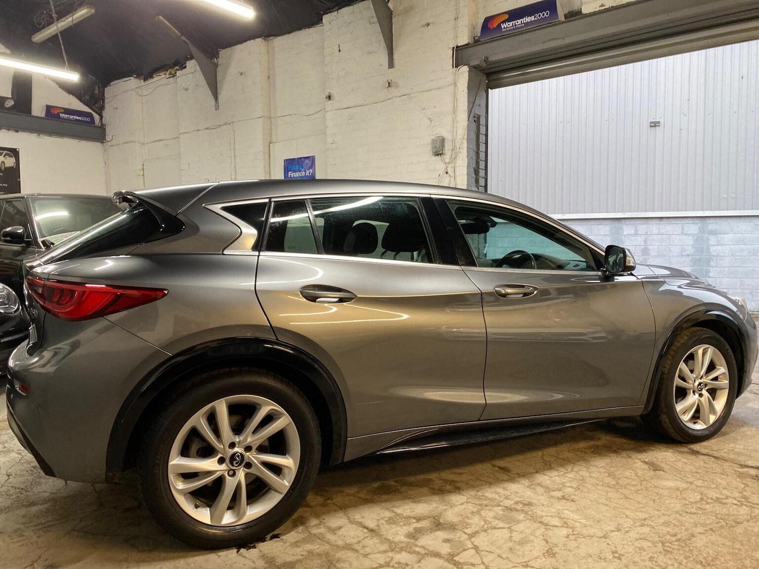 Used Infiniti Q30 2016 for sale - 77438275: Photo 10