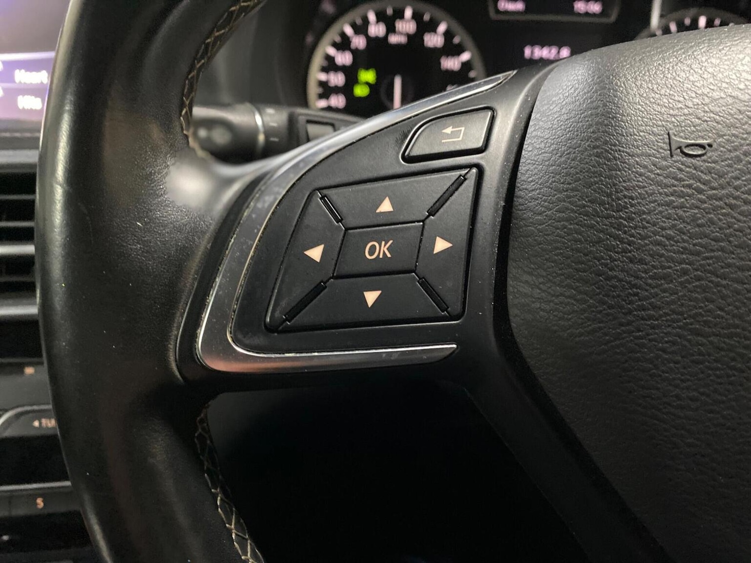 Used Infiniti Q30 2016 for sale - 77438275: Photo 20