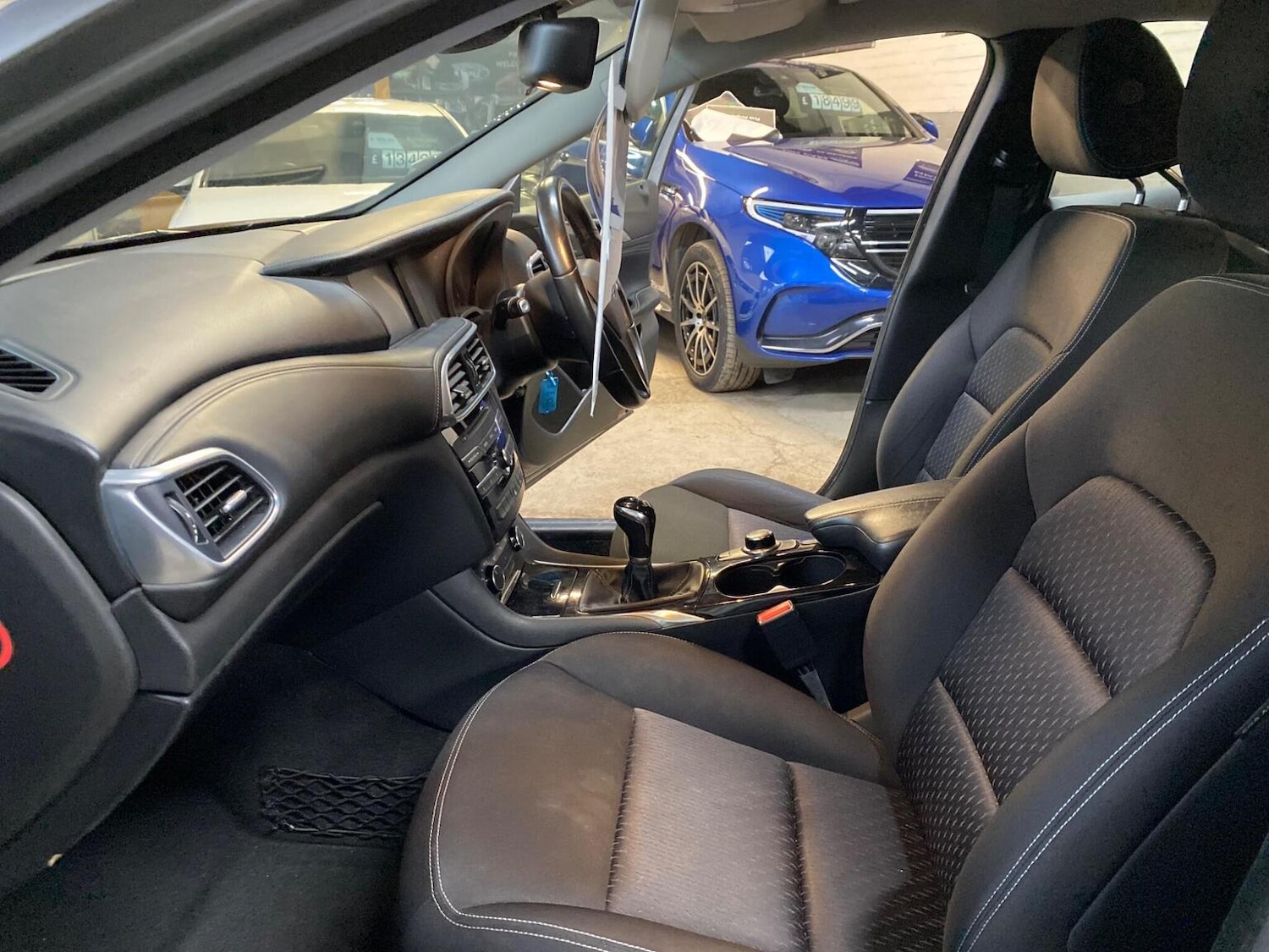 Used Infiniti Q30 2016 for sale - 77438275: Photo 30