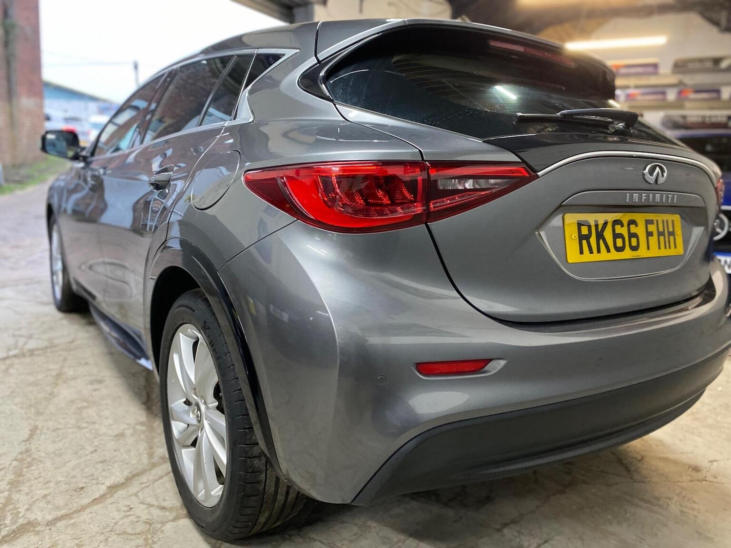 Used Infiniti Q30 2016 for sale - 77438275: Photo 5