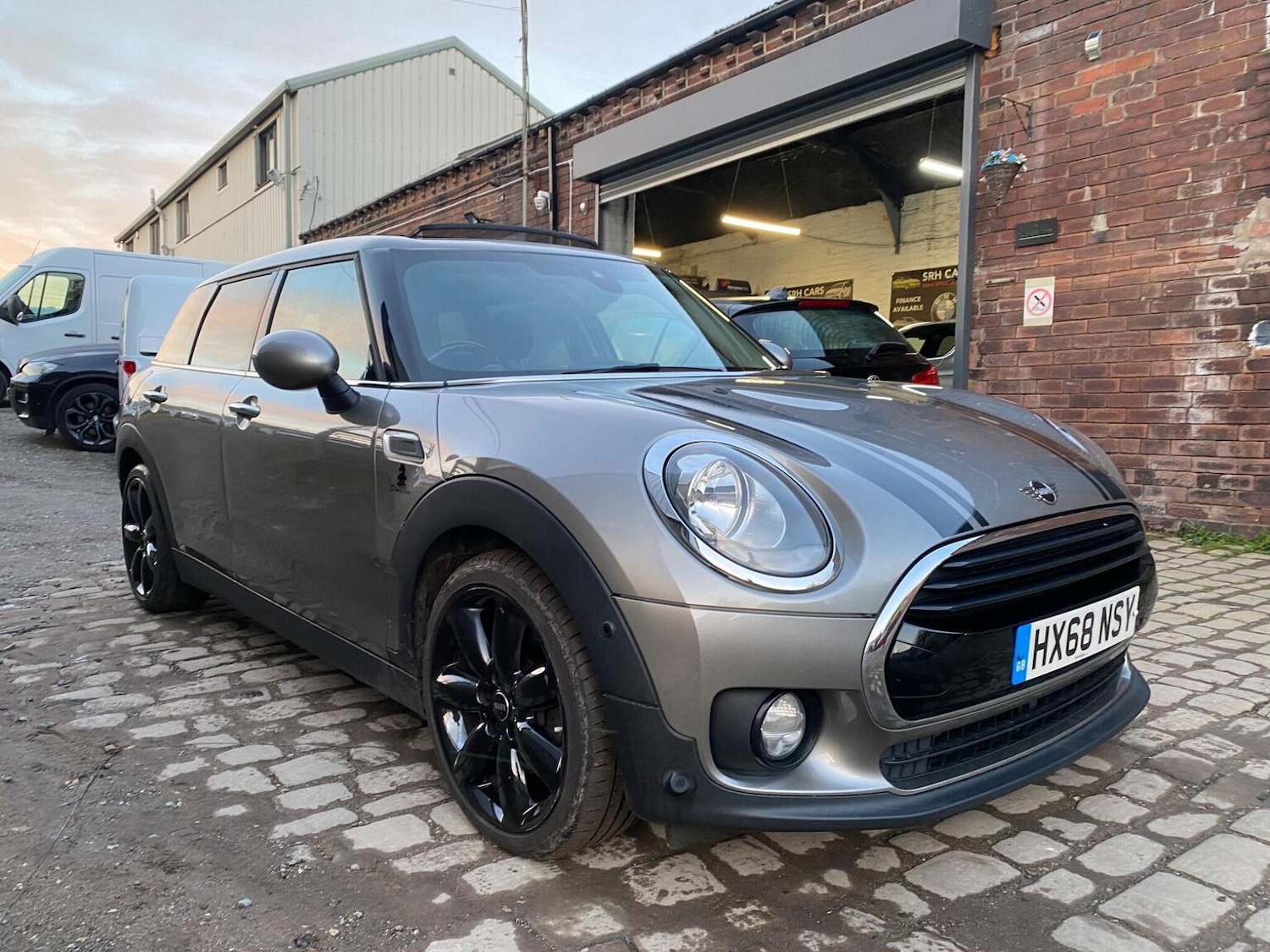 Used MINI Clubman 2018 for sale - 76956915: Photo 5
