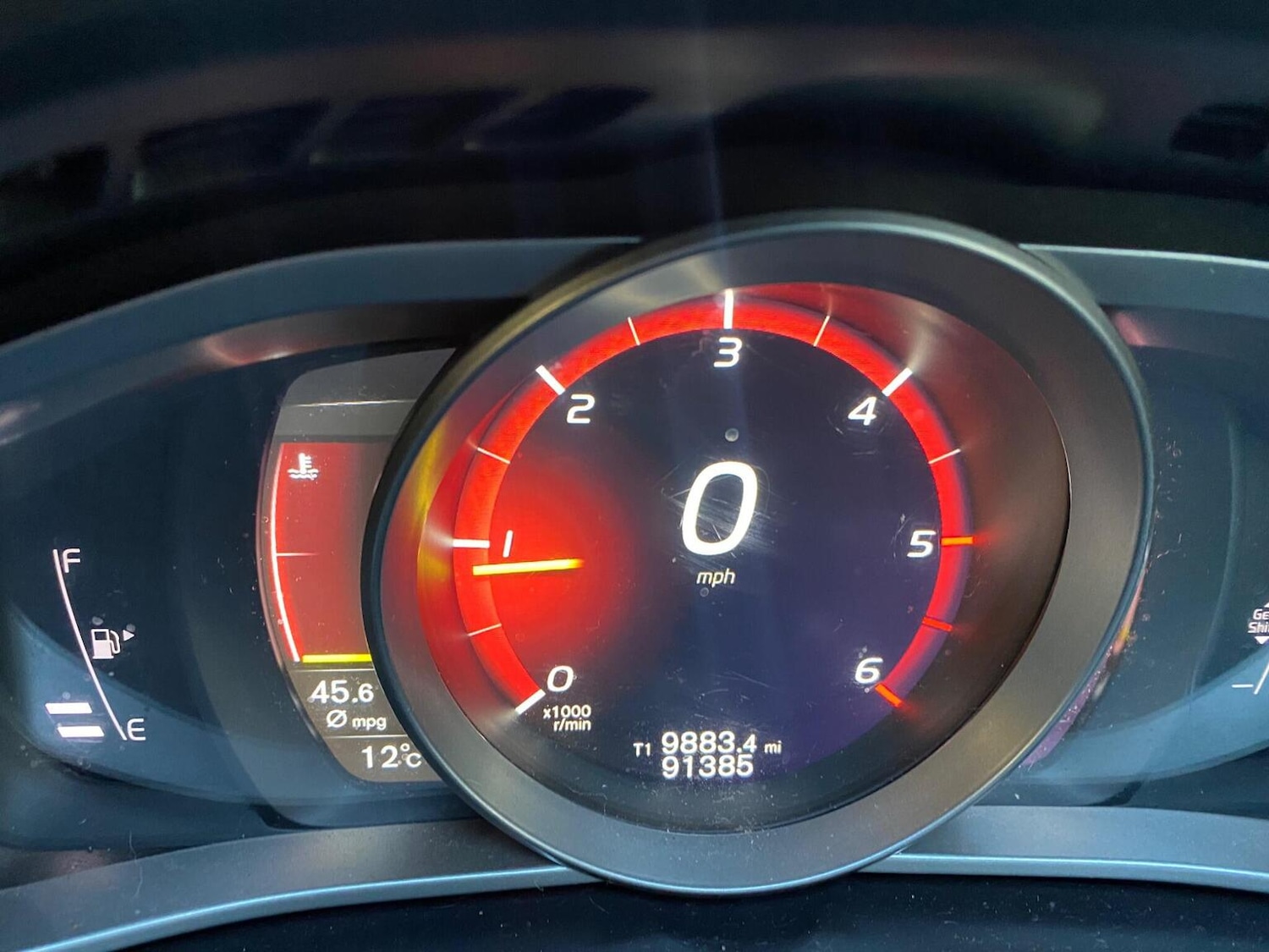 Used Volvo V40 Cross Country 2017 for sale - 76387294: Photo 39