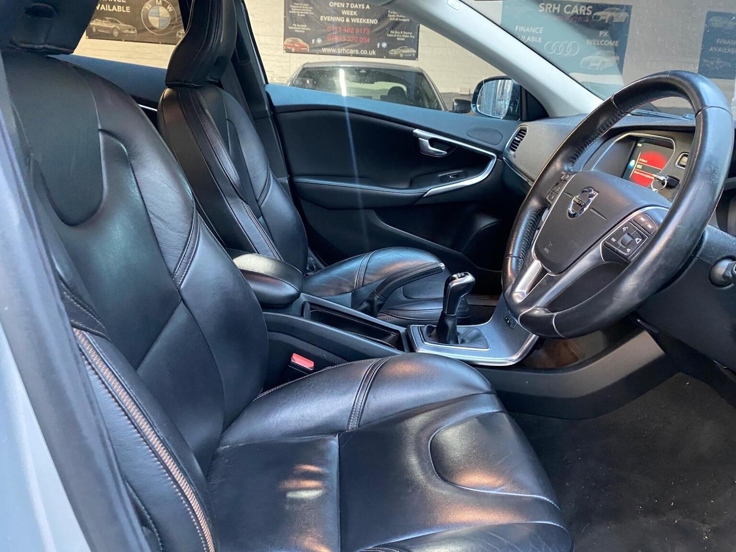 Used Volvo V40 Cross Country 2017 for sale - 76387294: Photo 5