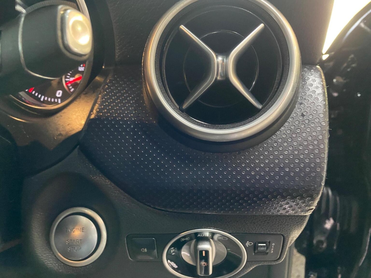 Used Mercedes-Benz A-Class 2017 for sale - 76387377: Photo 30